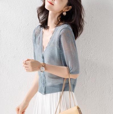 トップス デート カーディガン 上着 白トップス ショート ショート丈 ミディアム丈 袖あり 5分袖 五分袖 7分袖 七分袖 ボリューム袖 フレアスリーブ ホルンスリーブ 萌袖 襟なし フレア セミフレア 細身 ストレート ワイド Aライン Iライン 切り替えデザイン スマート 前開き