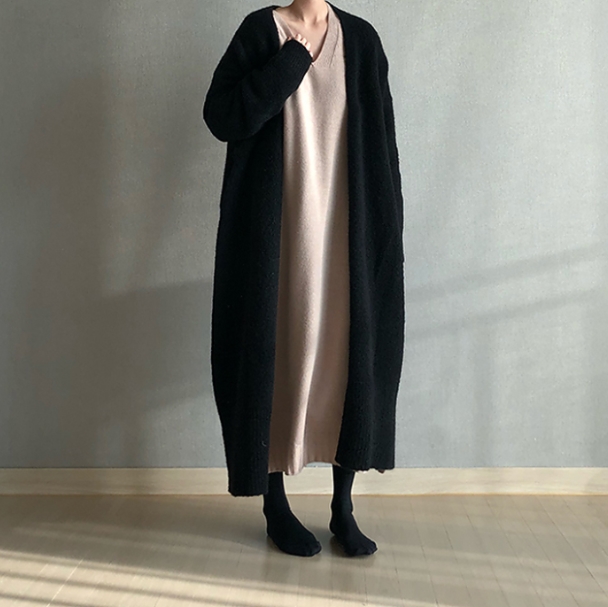 トップス アウター カーディガン ロング ロング丈 袖あり 長袖 Vネック 襟なし もこもこ モコモコ 前開き ニット 厚手 かわいい 大人可愛い シンプル カジュアル レトロ アジアン エスニック エキゾチック 大人女子 ラフ ルーズ 無地 秋 冬 20代 30代 通勤 デート お出かけ_1