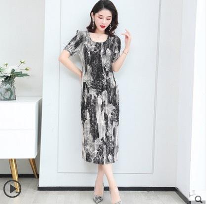 ワンピース デート フレアワンピース ワンピドレス 膝下 ミモレ ミモレ丈 ロング ミディアム丈 袖あり 半袖 長袖 ボリューム袖 フレアスリーブ フレンチスリーブ ラウンドネック クルーネック 襟なし フレア セミフレア 細身 ストレート ワイド Aライン 切り替えデザイン