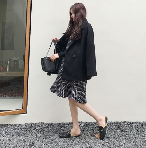 ツーピース セットアップ ワンピドレス 膝下 ロング ロング丈 袖あり 長袖 ラウンドネック 襟なし セミフレア Aライン 2点セット かわいい 大人可愛い きれいめ シンプル カジュアル 上品 おしゃれ アジアン エスニック エキゾチック ラフ キュート セクシー エレガント 無地 ツーピース セットアップ ワンピドレス 膝下 ロング ロング丈 袖あり