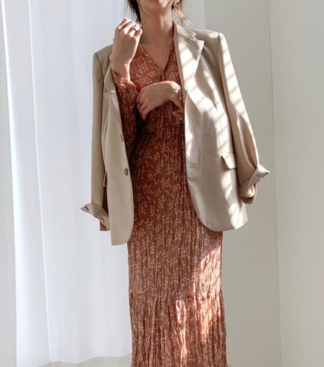 ワンピース ワンピドレス 膝下 ロング ロング丈 袖あり カシュクール 襟なし マーメイド 透け感 かわいい 大人可愛い きれいめ シンプル 上品 おしゃれ お洒落 アジアン エスニック エキゾチック ラフ セクシー エレガント 主役級 フォーマル とろみ感 柄 小花柄 春 夏 秋 ワンピース ワンピドレス 膝下 ロング ロング丈 袖あり カシュクール