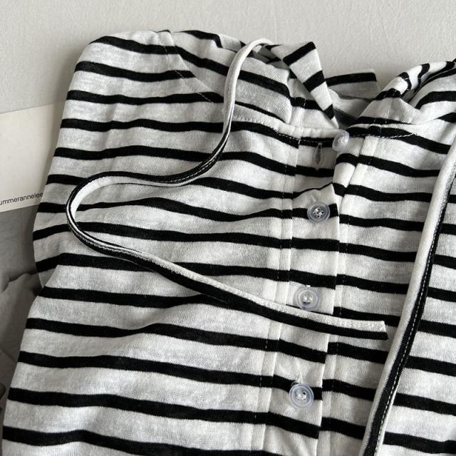 フード付き 長袖 Tシャツ トップス プルオーバー パーカー 袖あり 長袖 ドロップショルダー Uネック クルーネック 襟なし かわいい 大人可愛い きれいめ シンプル カジュアル 大人 おしゃれ かっこいい こなれ感 ラフ メンズライク ボーイッシュ スポーティー ラブリー_6