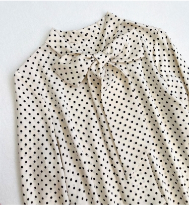 ドット柄 リボン ボウタイ ブラウス トップス シャツ 袖あり 長袖 V