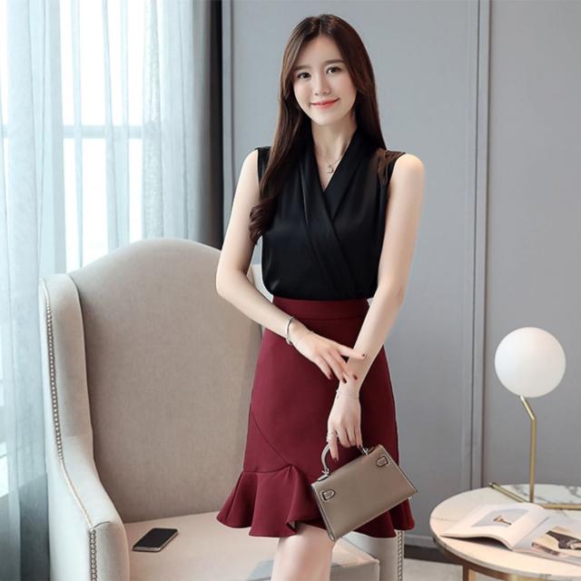 レディース トップス シャツ ブラウス カットソー 袖なし ノースリーブ かわいい 大人可愛い きれいめ シンプル カジュアル 上品 おしゃれ かっこいい レトロ ノースリーブ ブラウス トップス シャツ 袖なし Vネック