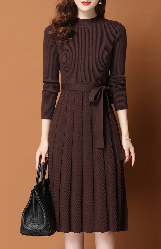 ワンピース ひざ丈 膝下 長袖 襟なし プリーツ きれいめ シンプル 大人 上品 おしゃれ お洒落 大人可愛い 大人女子 無地 秋 冬 30代 40代 レディース 女性用 ビジネス OL 通勤 デート お出かけ 女子会 ホテル レストラン 普段使い 韓国 韓国系 オルチャン ファッションの通販は