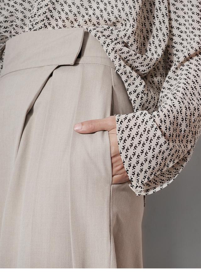 タック テーパード パンツ ボトムス テーパードパンツ ワイド ウエストマーク ポケット ハイウエスト かわいい 大人可愛い きれいめ シンプル カジュアル 大人 上品 おしゃれ お洒落 かっこいい 大人女子 こなれ感 ラフ マニッシュ ラブリー 個性的 クール モード系
