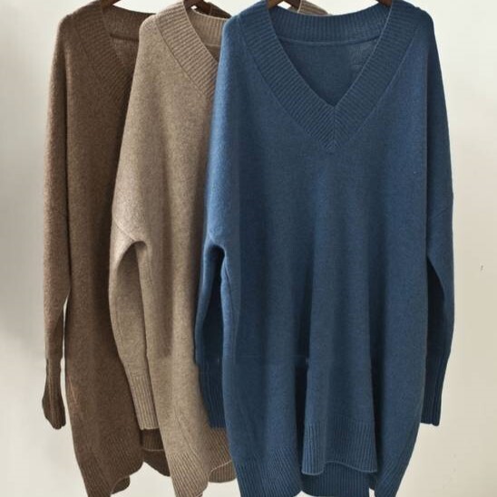 ワンピース ニットワンピース ミディアム丈 ミディアム丈ワンピース 長袖 Vネック プルオーバー ルーズフィット かわいい 大人可愛い きれいめ シンプル カジュアル 大人 おしゃれ お洒落 レトロ 大人女子 こなれ感 とろみ感 無地 秋 冬 10代 20代 30代 40代 OL 学生 デート