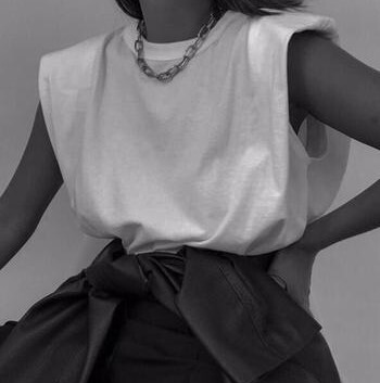 トップス シャツ ノースリーブTシャツ 肩パッドTシャツ レギュラー丈 袖なし ラウンドネック 襟なし ルーズフィット ストレート タイト 運動 スポーティー かっこいい 大人可愛い シック シンプル カジュアル おしゃれ 大人 こなれ感 オールシーズン 無地 春 夏 秋 10代 20代の通販は 6,368円