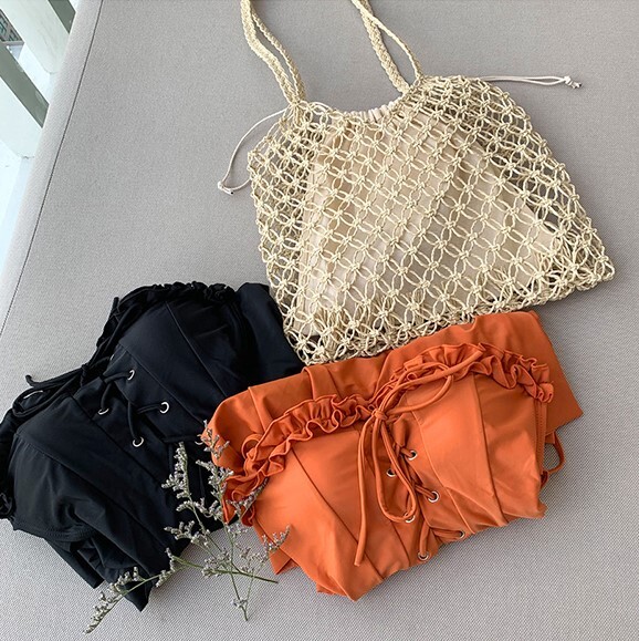 水着 スイムウエア ワンピース水着 シャーリング 後ろクロス レースアップ バックシャン バックコンシャス 肌見せ くびれ かわいい 大人可愛い きれいめ セクシー シンプル カジュアル 華やか おしゃれ 主役級 存在感 個性的 クール スタイリッシュ モダン夏 サマー 10代 20代の通販は 9,720円