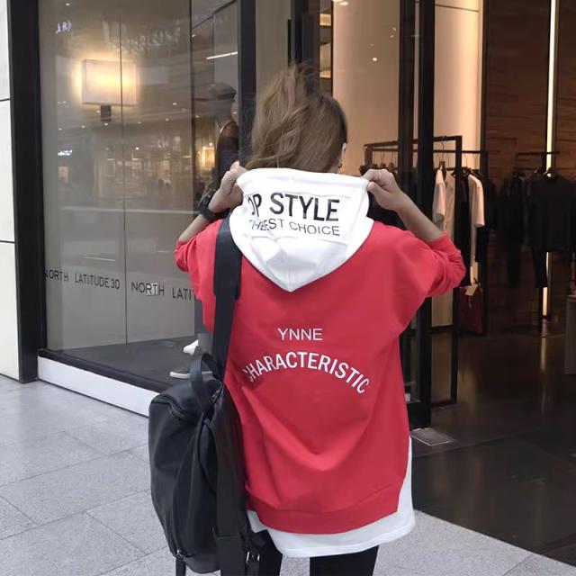 レイヤード風 フード パーカー トップス プルオーバー フーディー 袖あり 長袖 ドロップショルダー 萌袖 襟なし 切り替えデザイン ドッキング フード付き かわいい 大人可愛い きれいめ カジュアル 大人 おしゃれ かっこいい 大人女子 こなれ感 ラフ スポーティー キュート