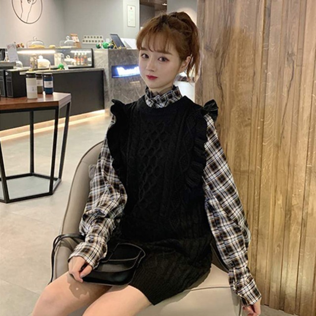 セットアップ ツーピース 2点セット ニットセーターベスト チェック柄シャツ 袖あり 長袖 ラウンドネック 襟なし フリル ポケット 前開き 上下セット きれいめ シンプル カジュアル おしゃれ お洒落 かっこいい 大人女子 クール 楽ちん 無地 柄 春 秋 冬 10代 20代 30代 40代 セットアップ ツーピース 2点セット ニットセーターベスト チェック柄
