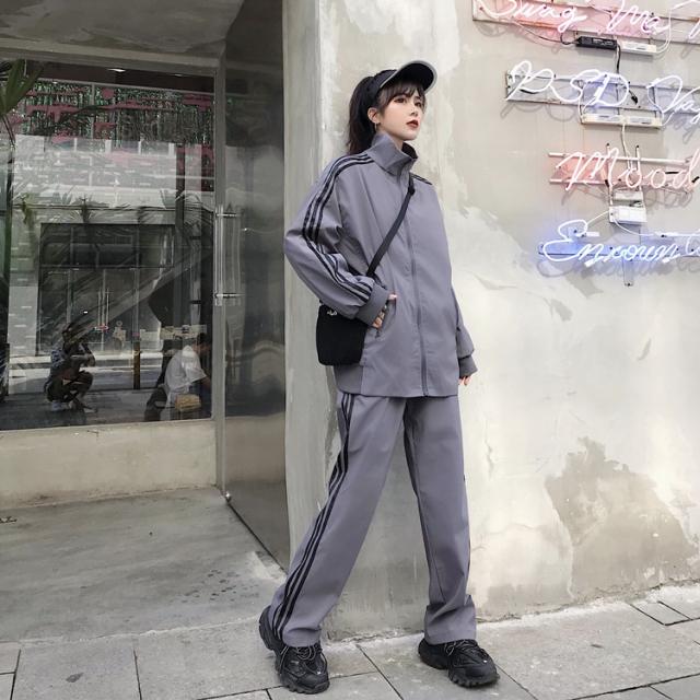 韓国 ファッション レディース セットアップ 秋 冬 春 カジュアル Nalog492 渋色 ライン スポーティ ユニセックス シンプル コーデ 定番の通販はau Pay マーケット 韓国ファッション お呼ばれ パーティードレス Natu Loha ナチュロハ