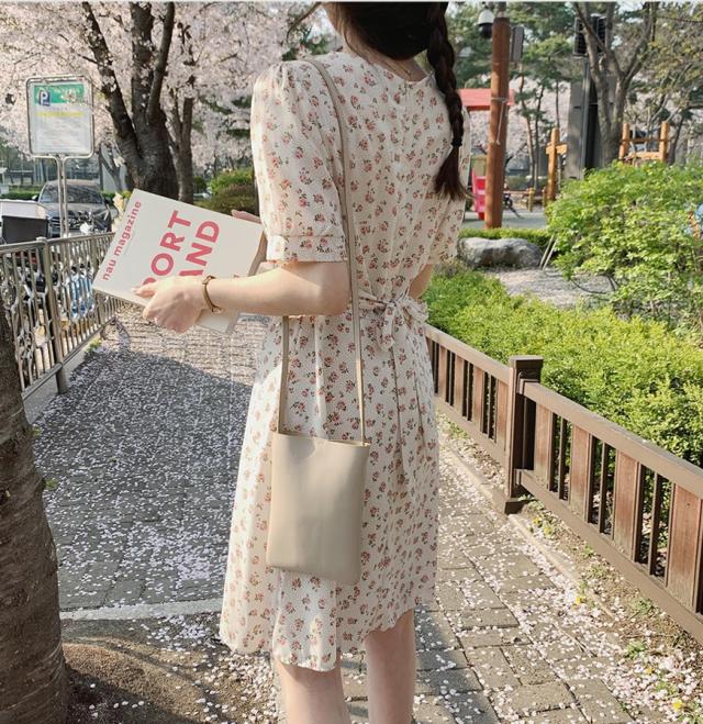 韓国 ファッション レディース ワンピース 夏 春 カジュアル Naloi413 パフスリーブ ノーカラー フレア キュート シンプル コーデ 定番 の通販はau Pay マーケット 韓国ファッション お呼ばれ パーティードレス Natu Loha ナチュロハ