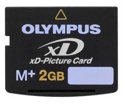 Fujifilm Finepix 4200 Digital Camera Memory Card 2GB xD-Picture Card (M+ Type) by Olympus [並行輸入品](中古品)