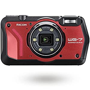 RICOH WG-7 レッド 本格アウトドアカメラ 【本格20m 防水】 2000万画素 【広角28?o 光学5倍ズーム】 【6灯の多機能リングライト