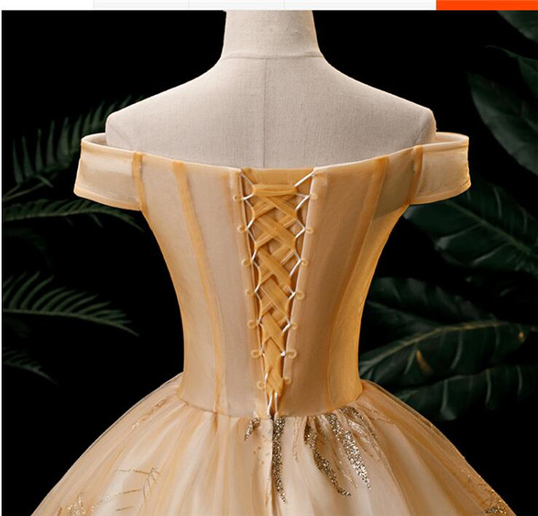 カラードレス オフショルダー ゴールド 演出舞台 ウェディングドレス