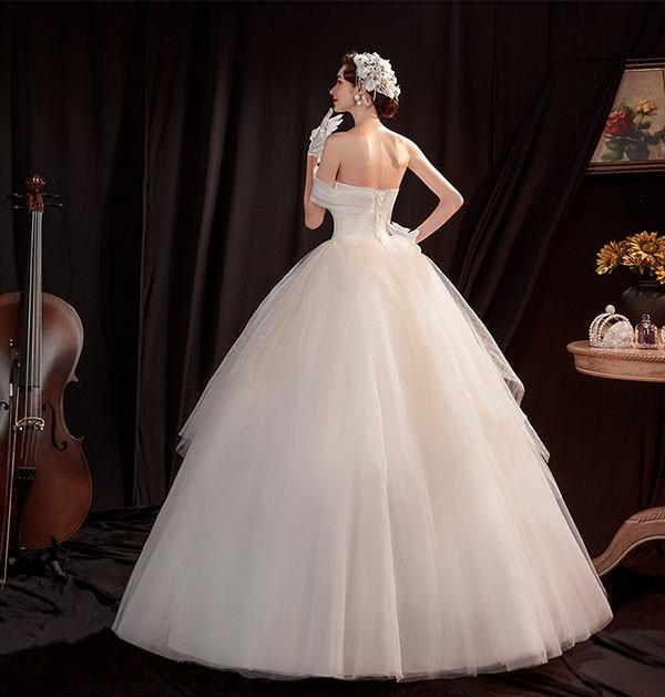 花嫁 ウェディングドレス ビスチェタイプ プリンセスライン 白ドレス ワンピース プリンセス かわいい シンプル 結婚式 披露宴 前撮り 後撮り 撮影用 フォトウェディング 小柄 小さいサイズ 大きいサイズ ロングドレス da146n1n1l9