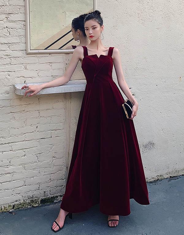 【レビュー投稿で+5%還元】XS-4L ドレス 大人 キャミソール ロングドレス ロング丈 大人可愛い 袖なし ノースリーブ ベルベット お呼ばれ 結婚式 披露宴 パーティー 無地 Aライン 大きいサイズ ピアノ 発表会 成人式 ワインレッド ブラック 【XS/S/M/L/XL/2XL/3XL】da852s1の通販は