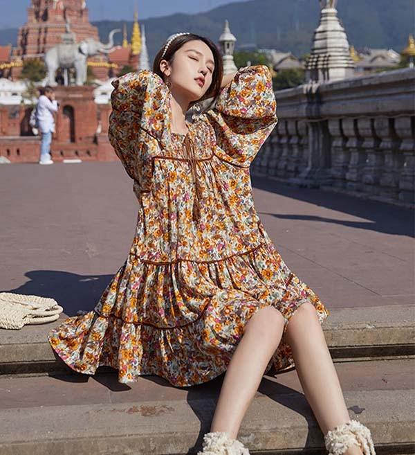 【レビュー投稿で+5%還元】ハワイ リゾートワンピース ショート丈 ティアードスカート 長袖 大きめ 体型カバー ゆったり 花柄 総柄 夏ワンピ 沖縄 海外旅行 レディース おしゃれ 大人可愛い レビュー投稿で+5%還元】ハワイ リゾートワンピース ショート丈