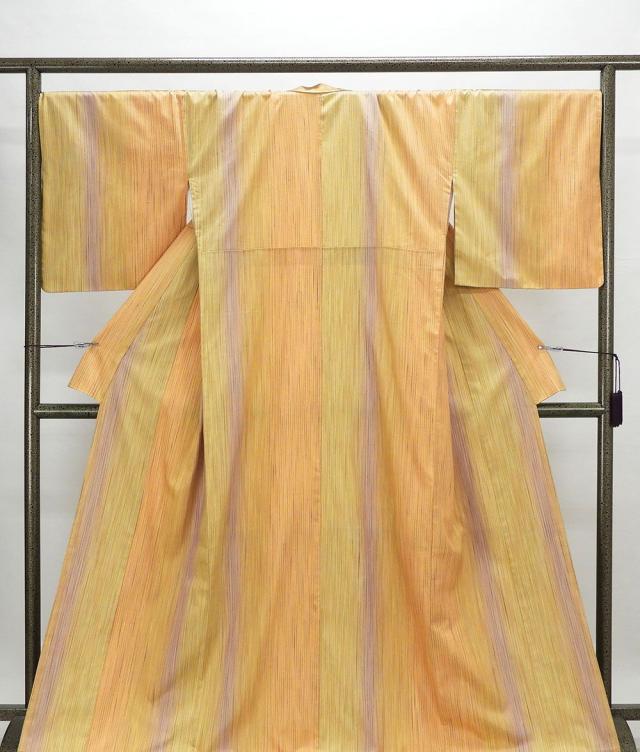 紬 未着用美品 正絹 縦縞模様 身丈167cm 裄丈71cm 紬 未使用 新古品 つむぎ 着物 トール d0612