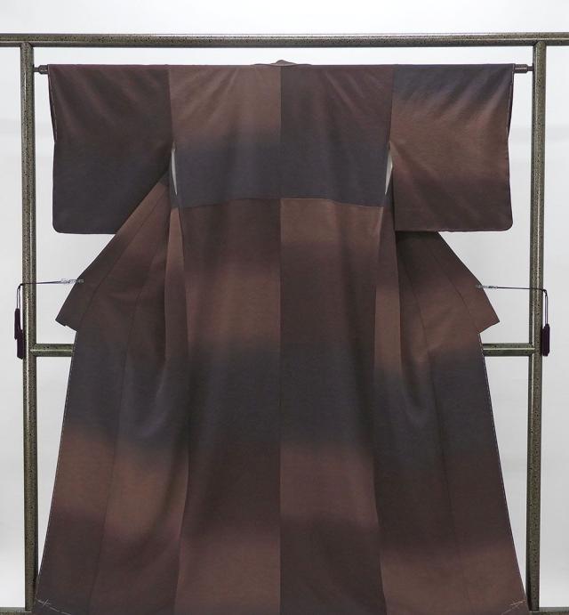 色無地 未使用 正絹 濃淡横段ぼかし 身丈157.5cm 裄丈63cm 未着用 美品 新古品 着物 結婚式 入学式 卒業式 a4053