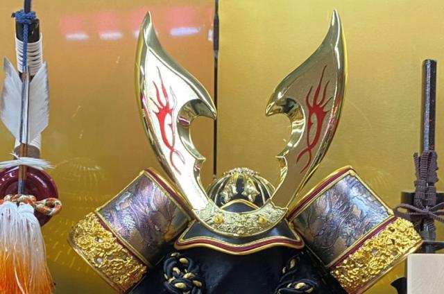 五月人形 鎧飾り 弓・太刀、金屏風セット【金沢箔】 五月人形 兜飾り