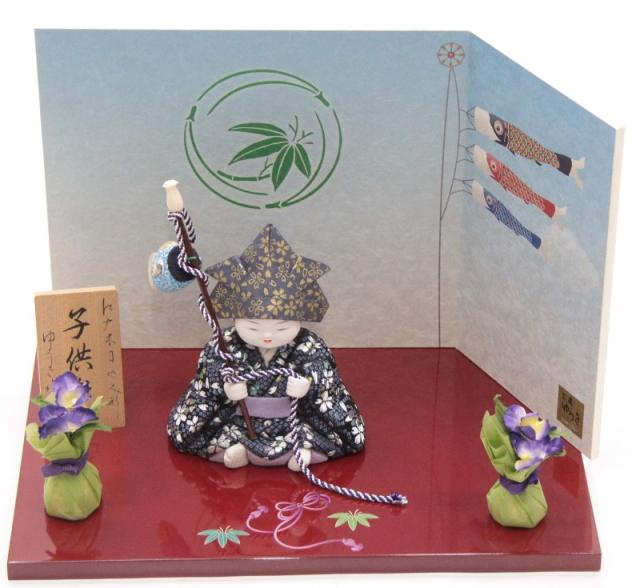 (美品)木目込み人形　五月人形　高さ30センチ アウトレット品 五月人形木目込み人形 平飾り 子供兜 幅33cm(22a-ya