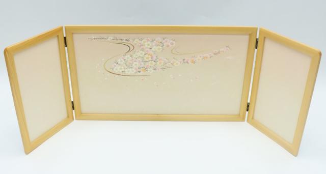 アウトレット品 屏風 屏風のみ 三曲屏風 山産 清流 幅100〜105cm (23a-ya-0235) インテリア ディスプレイ 見切処分品 その他季節行事