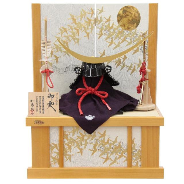 五月人形 兜 収納飾り 1/3 幅45cm（245to0112）鞆美 伊達政宗 江戸甲冑 桧造り京洛月に千羽鶴 ym1095n（gk48b/yb1029/yd1029/yy1052/gs110） 端午の節句 インテリアの通販は