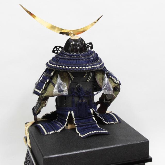 五月人形 鎧 平飾り 1/3 幅85cm（245to0863）忠保 伊達政宗 戦国武将 宝永群鶴屏風 ym1167（gk84/yb1057/yd1032/yy1059/gs855） 端午の節句 インテリアの通販は