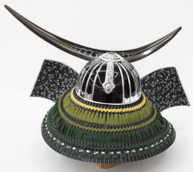 五月人形 着用兜 収納飾り 25号 幅61cm（245to0313）伊達兜 ブロンズ前立、銀鉢 戦国武将 黒銀ぼかし龍虎彫金 ym1204n（gk225b/yb1083/yy1055/gs305） 端午の節句 インテリアの通販は