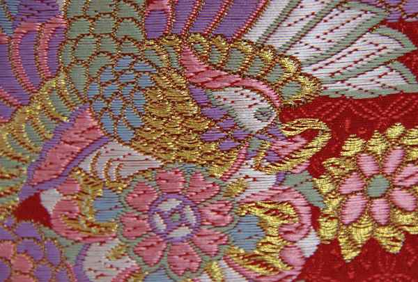 名前旗 唐花に朱雀 赤生地 金糸刺繍文字 （小） 京都西陣織金襴