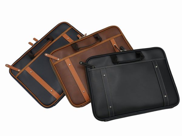 クラッチバッグ メンズバッグ メンズファッション パソコン収納 多目的に パトリック クラッチショルダー 3色展開 鞄生産日本一の街