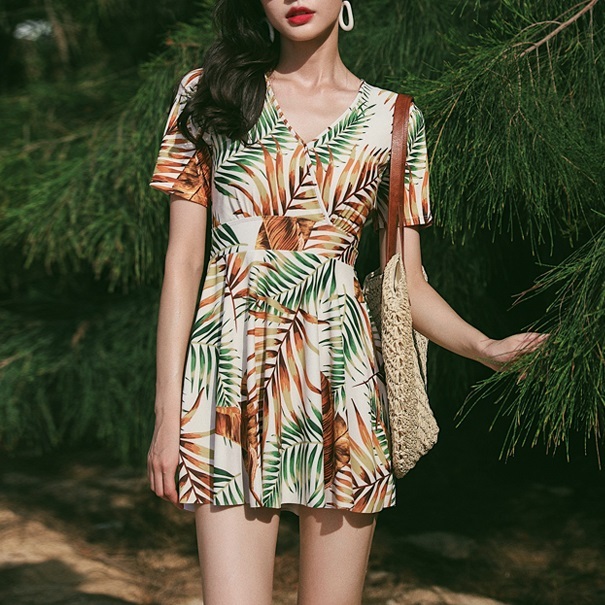 ワンピース水着 ボクサーパンツ 半袖 カジュアル水着 上品 好印象 カシュクール風 着物風 編み上げ ボタニカル模様  スタイリッシュ 大人っぽい 大人女性 エレガント モノキニ おしゃれ水着 リゾート水着 体型カバー モテ水着 夏 きれいめ 海辺 妖精 休暇 ビーチ リゾートの通販は 5,907円