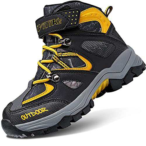 snow trekking shoes