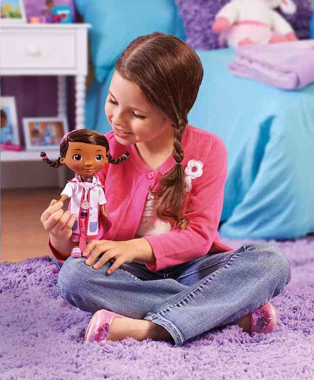 Doc McStuffins Talking Doc ぬいぐるみ