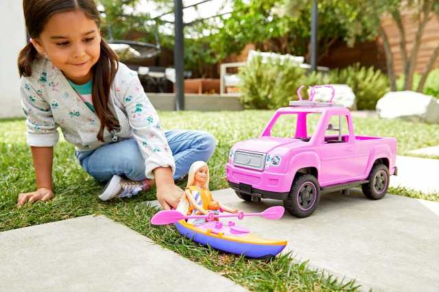 barbie camping fun doll truck & kayak