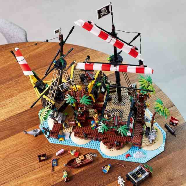 レゴ LEGO? Ideas Pirates of Barracuda Bay 21322 Pirate Shipwreck