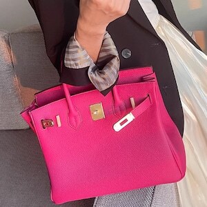 バッグ レディース ハンドバッグ 多収納 コンパクト 自立 バックル スクエア フェイクレザー 大人可愛い きれいめ シンプル カジュアル 上品 お洒落 かっこいい こなれ感 クール モード エレガント モダン 華やか 無地 オフィス ビジネス OL 通勤 通学 デート お出かけの通販は