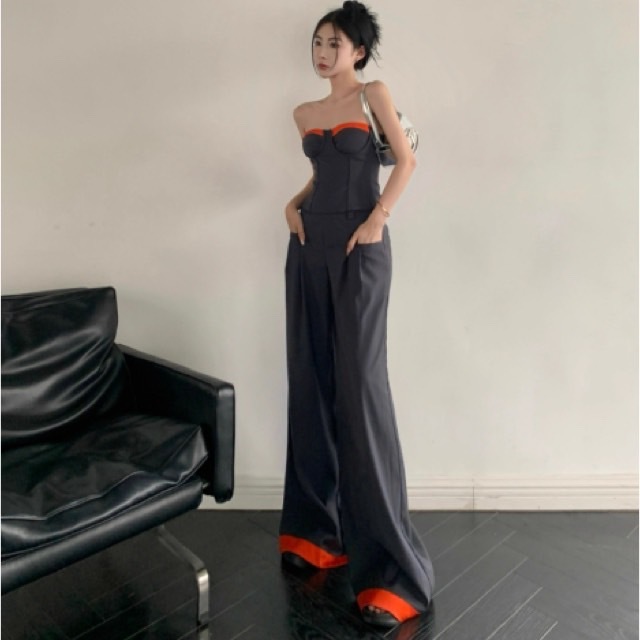 セットアップ 上下セット レディース パンツ チューブトップ 襟なし 袖なし ロング丈 ハイウエスト 楽ちん 華やか シンプル フォーマル お呼ばれ かっこいい 大人っぽい 普段使い かわいい 大人可愛い 大人 かっこいい 大人女子 キュート おしゃれ こなれ感 個性的 韓国っぽの通販は