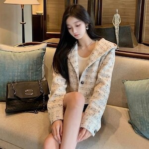 レディース ジャケット アウター 長袖 角襟 フード スリム 細身 前開き ボタン ツイード 大人可愛い きれいめ シンプル カジュアル 上品 おしゃれ こなれ感 ガーリー 個性的 クール モード系 モダン 存在感 とろみ感 抜け感 都会的 チェック 秋 冬 学生 デート お出かけの通販は 15,264円