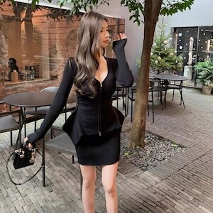 セクシー ジッパー レディース トップス セットアップ 長袖 Vネック タイト スリム 細身 ファスナー 前開き リブニット 伸縮性 大人可愛い シンプル カジュアル 上品 おしゃれ こなれ感 ガーリー クール モード系 モダン とろみ感 抜け感 都会的 秋 冬 デート お出かけの通販は 9,500円