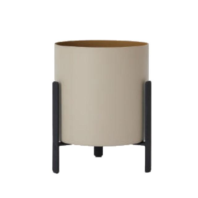 花・観葉植物用ポット ニコラ 11 Y metal （1個入り） 33067 スタンド付 （代引き不可） スタンド鉢カバー FARM （p133）の通販は