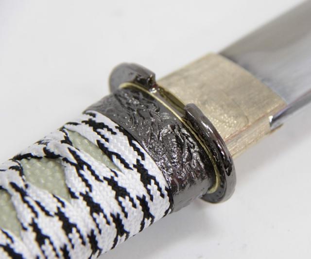 模造刀 戦国シリーズ 上杉 謙信 毘沙門天 掛け台・刀袋付 大刀 竜刀身 neu017b 日本刀 美術刀剣 おもちゃ 通販 代引き不可 模造刀 戦国シリーズ 上杉謙信 毘沙門天 大刀 竜刀身[neu017b] 美術