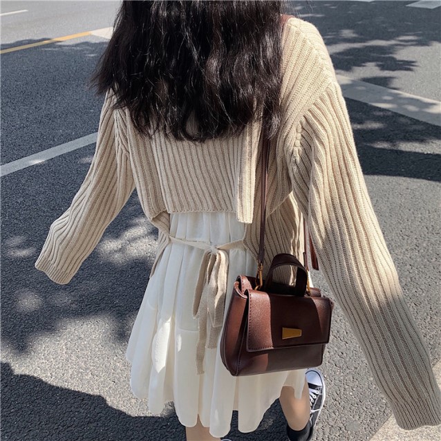 冬 ニット レディース バックリボン ニット 韓国 ファッション 冬服 レディース バックシャンニット Vネック ニット レディース 背中あきの通販はau Pay マーケット Vestito