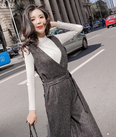 オールインワン サロペット パンツ レディース 冬服 韓国 ファッション レディース ハイネック トップス セットアップ ウエストベルト の通販はau Pay マーケット Vestito