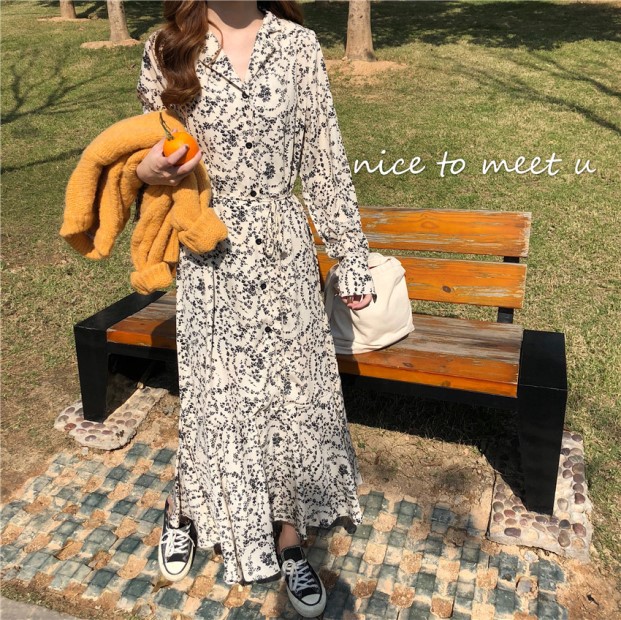 花柄 ロングワンピース 春夏 韓国 ファッション 春服 レディース 春物 ワンピース ウエストマーク 前ボタン ワンピース ホワイト ブラッの通販はau Pay マーケット Vestito