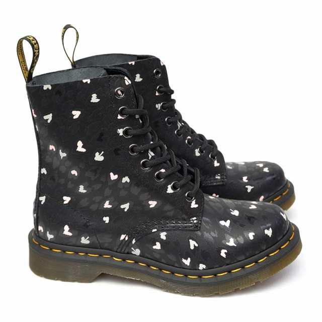 ドクターマーチン 8ホール ブーツ 1460 パスカル HEARTS レディース 正規品 Dr.Martens CORE PRINT 1460  PASCAL HEARTS 8HOLE BOOT｜au PAY マーケット