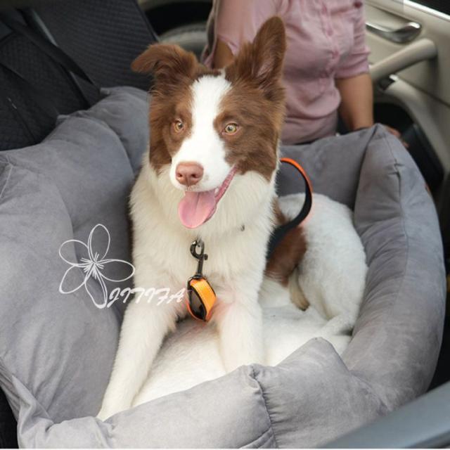 ペット用ドライブボックス 中型犬 ペット 車 大型犬 小型犬 2匹
