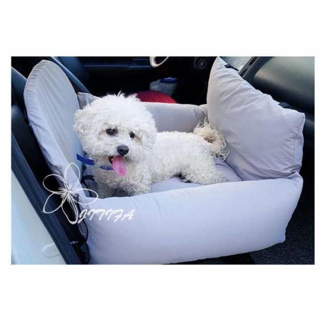 犬 車用 ドライブボックス ドライブベッド ペットベッド 車用ペットシート ペットキャリーバッグ 洗える 飛び出し防止リード付き 持ち運び 小型犬 猫用 柴犬用 お出かけ 滑り止め 酔わない 車載用 カー用品 柴犬 防水 アウトドア JITIFAの通販は
